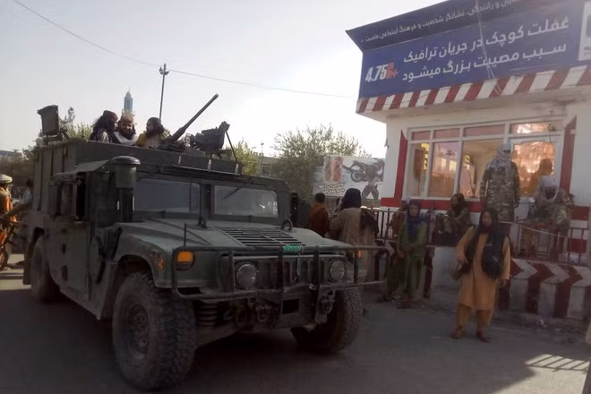 Ông Lefevre cho rằng, chiến lược hiện tại mà Taliban áp dụng đã không mắc phải những sai lầm như trong giai đoạn 1994-1996. Khi đó họ phát động cuộc chiến tranh giải phóng Afghanistan.