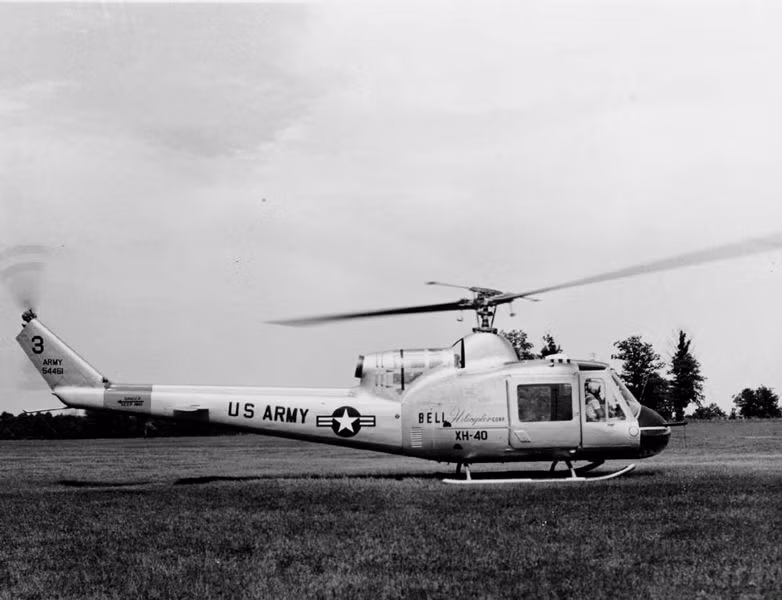 Trực thăng HU, là viết tắt chữ Huey, là trực thăng quân sự đa năng do hãng Bell chế tạo, theo yêu cầu của quân đội Mỹ từ năm 1952; sau đổi thành UH. Nên loại trực thăng này gọi là UH-1, HU-1, hay trực thăng Huey đều đúng cả.