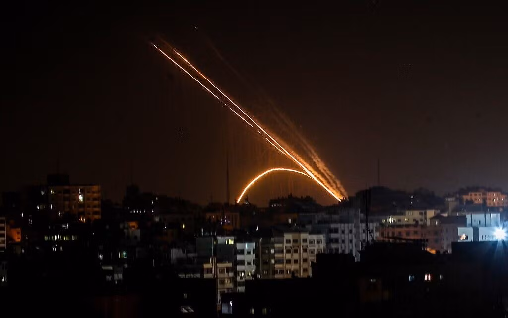 Mặc dù sau các cuộc không kích của Israel, Hãng thông tấn nhà nước Sana của Syria đều tuyên bố, phòng không nước này đã bắn hạ nhiều tên lửa và thậm chí là máy bay chiến đấu của Israel. Tuy nhiên kết quả chiến đấu của phòng không Syria thực sự rất nghèo nàn và đáng thất vọng. 