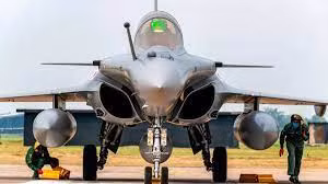 Tuy nhiên, Rafale cũng có một số lợi thế đáng kể, bao gồm các yêu cầu bảo dưỡng thấp hơn, khả năng tiếp cận các tên lửa không đối không hiện đại như Meteor và thực tế là loại tên lửa này đã hoàn toàn sẵn sàng chiến đấu.
