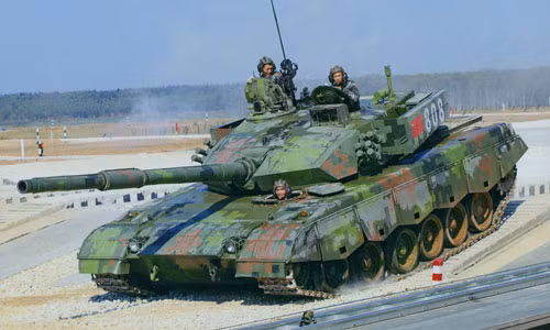 Việc Trung Quốc triển khai xe tăng Type 99A ở biên giới Trung-Ấn, nhằm đảm bảo lợi thế về hiệu suất chiến đấu khi so với các xe tăng chiến đấu chủ lực của Ấn Độ như T-72 và T-90 mà trước đó, Quân đội Ấn Độ đã triển khai tại đây.