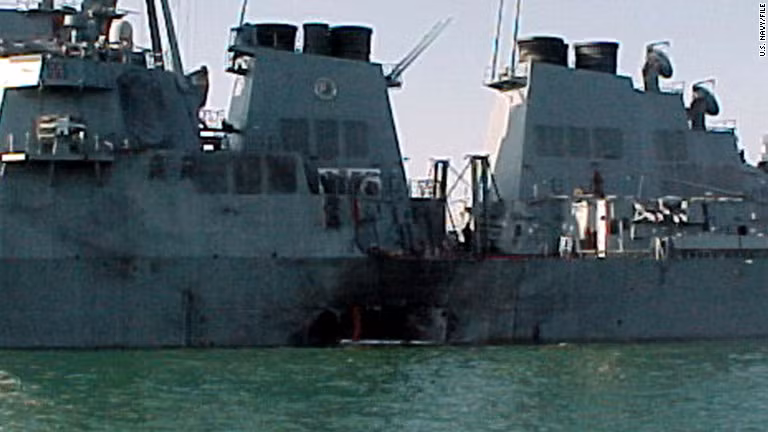 Vụ tiến công cảm tử vào tàu khu trục USS Cole một lần nữa cho thấy khả năng bảo vệ các bộ phận riêng lẻ của thân tàu, động cơ và vũ khí với sự giúp đỡ của vật liệu Kevlar, nhất là bảo vệ chống mảnh vỡ và chống đạn. Nhưng các chuyên gia khẳng định, nó không thể bảo vệ tàu trước đòn tiến công của tên lửa chống hạm.