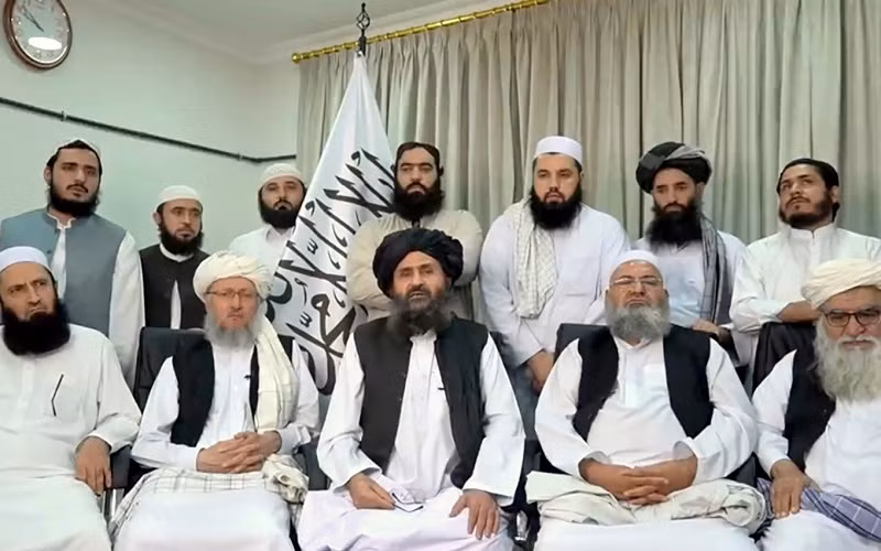 Để sớm ổn định tình hình, Moskva đang khuyến khích thành lập chính phủ lâm thời ở Kabul càng nhanh càng tốt. Nếu một thỏa thuận chia sẻ quyền lực có thể được thực hiện, nó sẽ nâng cao tính hợp pháp quốc tế của chính phủ mới, do đó sẽ tạo điều kiện cho Nga, Trung Quốc, Iran và các quốc gia Trung Á công nhận ngoại giao. Nguồn ảnh: Pinterest.