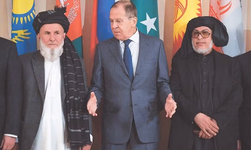 Đây là một bước đi sắc sảo của Taliban, nhóm dường như biết rõ lịch sử các cuộc giao dịch ngầm của Nga với người Panjshir. Về phần mình, Nga có thể coi đây là cơ hội tuyệt vời để cố vấn cho việc hình thành chính phủ lâm thời ở Kabul.