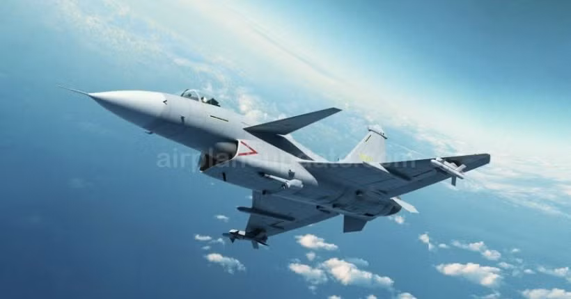 Khi không chiến, J-10 mang tên lửa không đối không dẫn đường bằng tia hồng ngoại PL-9 và tên lửa dẫn đường bằng radar PL-12, cùng pháo 23 mm GSh-23 của Nga. J-10 cũng có thể mang nhiều loại bom dẫn đường bằng laser và vệ tinh, để tấn công mục tiêu mặt đất. 