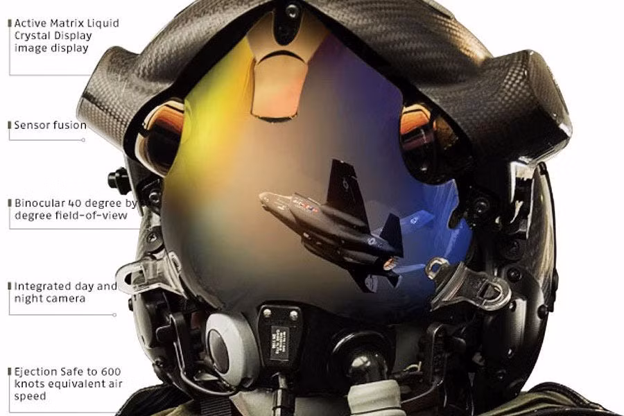 Không chỉ do mũ bay của phi công F-35 có quá nhiều công nghệ, mà nguyên nhân cũng góp phần đẩy giá nữa là do loại mũ bay này không phải sản xuất hàng loạt, mà sản xuất theo hình dáng đầu và khuôn mặt của từng phi công. 