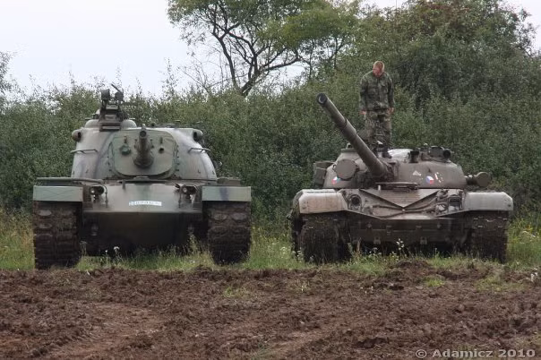 Xe tăng T-62 được Ai Cập và Syria đưa vào biên chế năm 1973 và đã chứng tỏ khả năng tốt hơn M60; chính vì vậy, buộc Israel phải từ bỏ kế hoạch tiếp tục phụ thuộc vào thiết giáp của phương Tây.