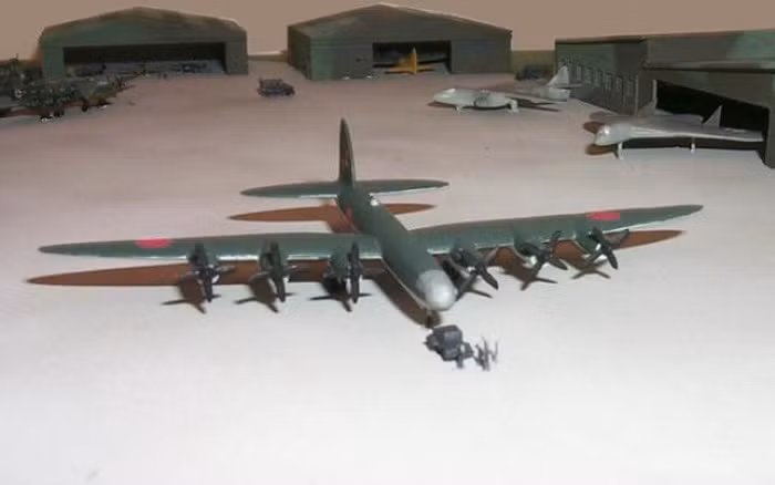 Máy bay được trang bị sáu cánh quạt quay đối xứng hai bên, giống với máy bay Tu-95 của Liên Xô. Theo kế hoạch, các máy bay sau khi ném bom Mỹ sẽ hạ cánh xuống lãnh thổ Pháp do Đức quản lý, để bảo dưỡng và trang bị lại, trước khi xuất kích trở về và hạ cánh xuống Nhật Bản. 