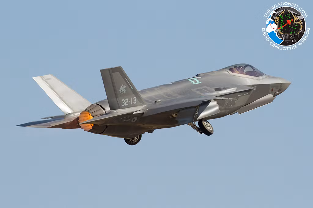 Việc triển khai F-35 quá gần biên giới Nga, được coi là tạo cơ hội cho Nga tìm hiểu về F-35 và nghiên cứu về khả năng tàng hình của nó. Như các quan chức Mỹ đã nói, Nga sẽ có cơ hội có được một “kho tàng thông tin”. Nên nhớ, Mỹ đã đầu tư rất nhiều tiền vào F-35, ước tính dự án này tiêu tốn 1,7 nghìn tỷ USD, trở thành dự án vũ khí tốn kém nhất trong lịch sử.