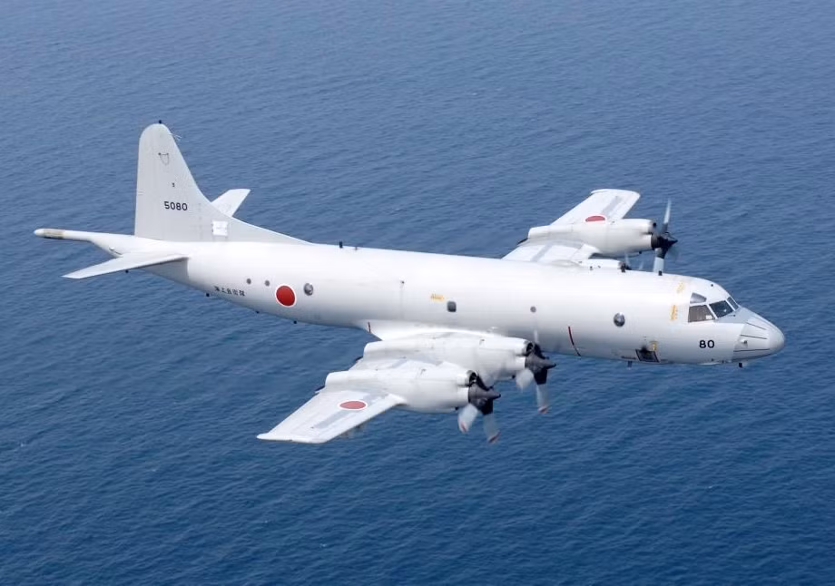Lực lượng tuần tra hàng hải hàng không thuộc JASDF, mà thuộc Lực lượng Phòng vệ Hàng hải Nhật Bản. Lực lượng này được trang bị những máy bay tuần thám biển P-3 Orion.