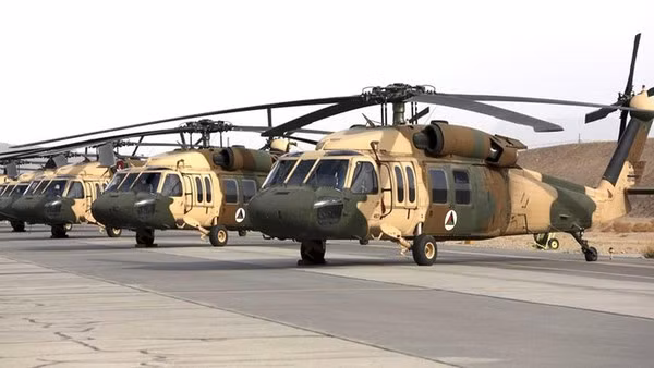 Ông Kirby cho biết “Chúng tôi đã cam kết giúp cải thiện năng lực của họ (Quân đội Afghanistan). Những cam kết đó vẫn được giữ nguyên, bao gồm cả việc sửa chữa và nâng cấp trực thăng Black Hawk…”.
