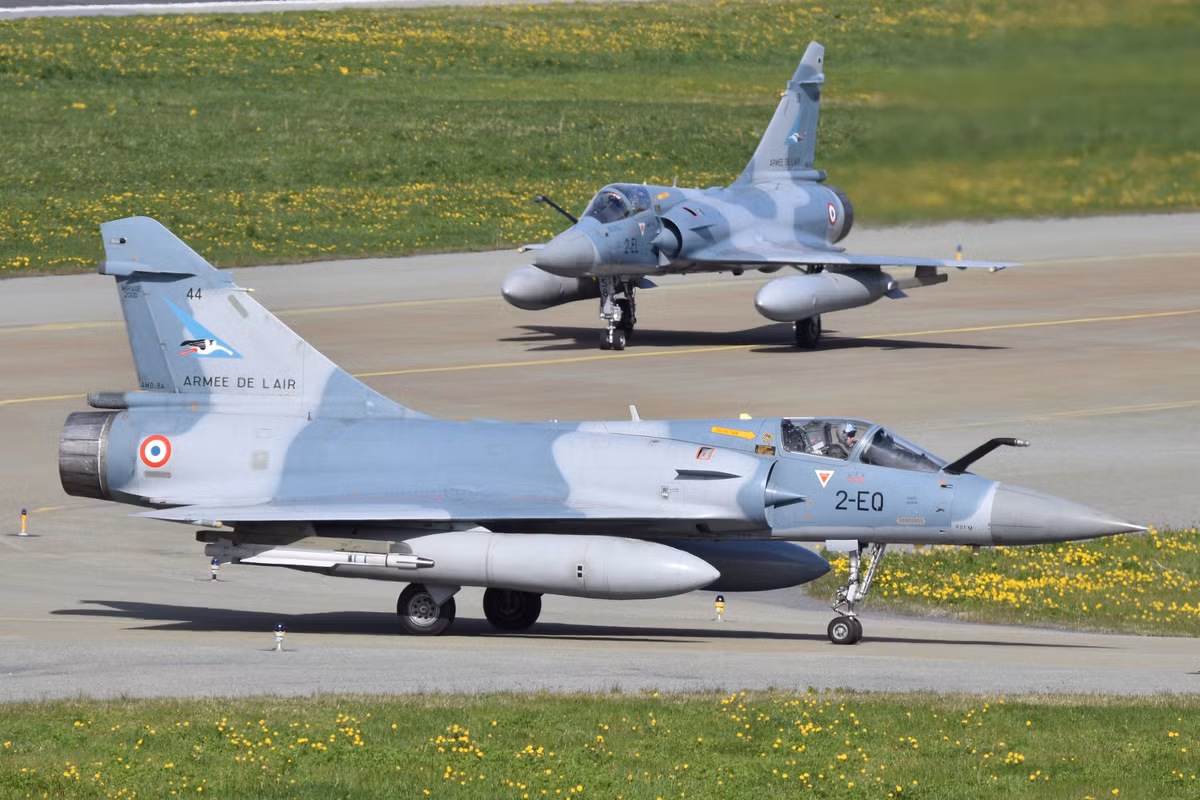 Có vẻ như thỏa thuận cung cấp 24 máy bay chiến đấu Mirage 2000, với tư cách “nhà tài trợ phụ tùng”, là thành quả duy nhất từ chuyến thăm như vậy.