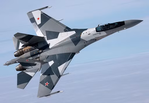 Trong một tình huống khó khăn như vậy, Jakarta bắt đầu phải “xem xét” lại hợp đồng mua Su-35 của Nga; trong đó có những ý kiến cảnh báo khi mua Su-35, Indonesia đã viện dẫn 4 lý do khiến Không quân Nga từ chối mua Su-35.