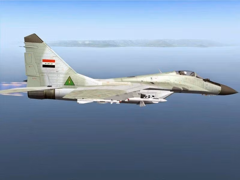 MiG-29SMT có khung thân lớn hơn so với MiG-29A, chứa nhiều nhiên liệu hơn và phạm vi bay của máy bay chiến đấu được mở rộng. Trang bị động cơ RD-33 series 3, tuy nhiên không giống như MiG-29M, loại máy bay này không sử dụng vật liệu composite mới trong khung máy bay, mà về tổng thể rất giống với chiếc MiG-29A nguyên bản.