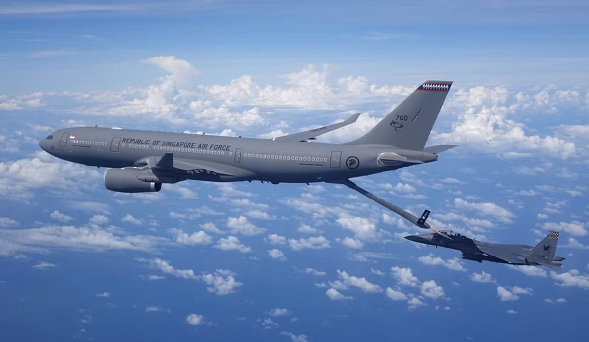 Tuy nhiên, Airbus của châu Âu cũng có thể cung cấp cho quân đội Mỹ một loại máy bay vận tải tiếp nhiên liệu đa chức năng, dựa trên khung sườn của máy bay chở khách A330.