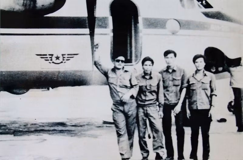 Đầu tháng 3/1984, Bộ Tổng tham mưu lệnh cho không quân sử dụng máy bay ném bom của trung đoàn 918, chi viện cho bộ binh quân khu 5 đánh phá căn cứ Fulro. Các phi công An-26 đã có kinh nghiệm thực hành ném bom, có trình độ bay chiến đấu trong đội hình ban ngày.