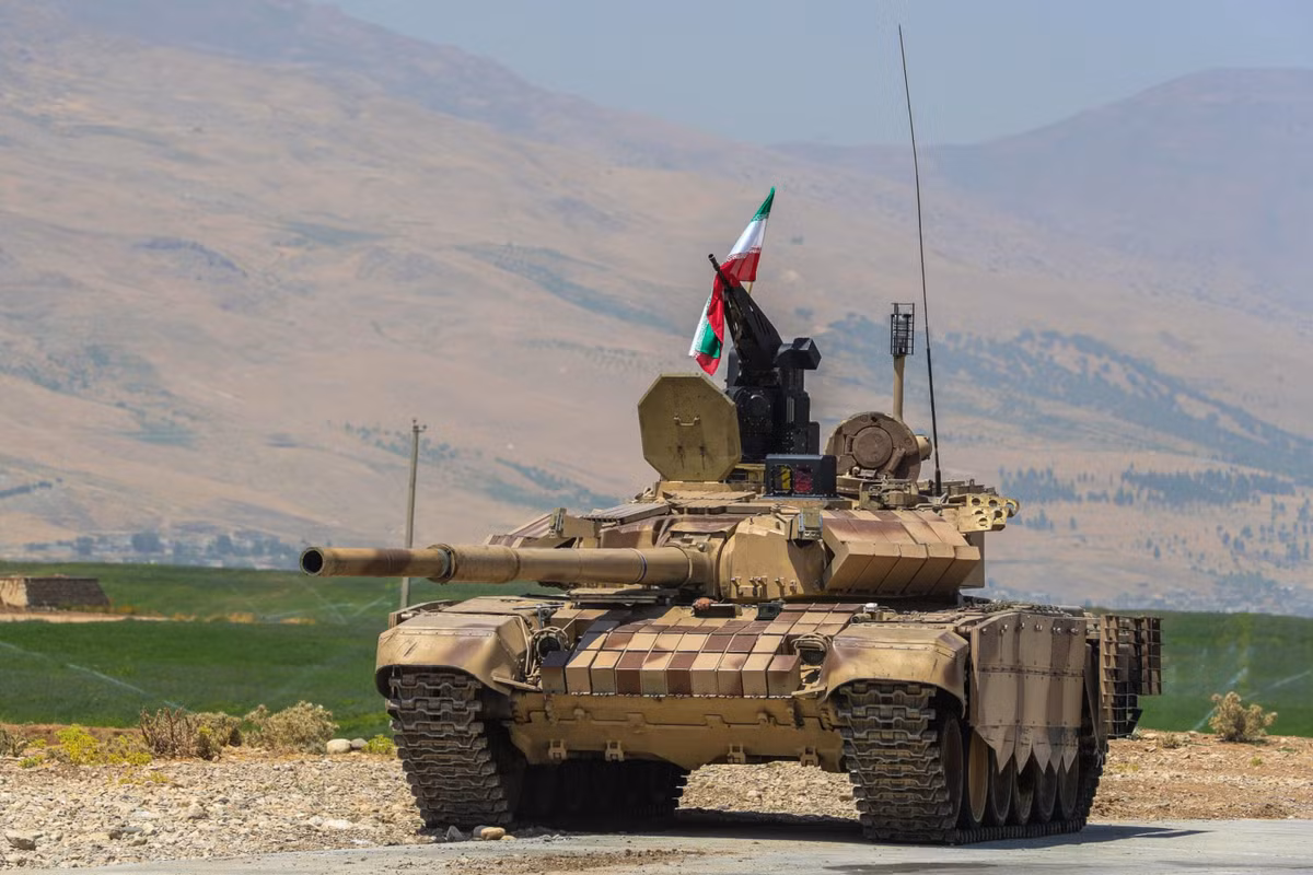 Ngoài ra, Uralvagonzavod còn cho biết, họ cũng sẽ giúp Iran hiện đại hóa số T-72 hiện có trong biên chế Quân đội Iran; tương đương với các phiên bản T-72B, hiện có trong Quân đội Nga.