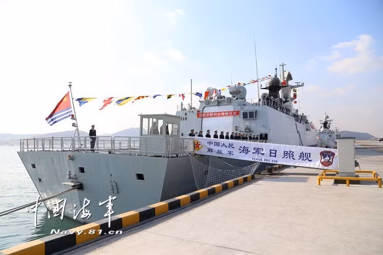 Như vậy, dù cho Ukraine có bán các tổ hợp radar trinh sát/chỉ thị mục tiêu Mineral-ME xương sống chủ lực trên các tàu hải quân của Nga - Trung Quốc cho Mỹ, cũng không ảnh hưởng gì quá nhiều đến khả năng tác chiến của những chiến hạm này. Thay vào đó, Mỹ có thể dựa trên những thông số mà mình có được để phát triển một loại radar tương đương. Nguồn ảnh: 81CN.