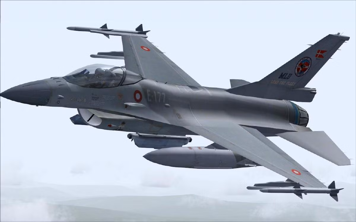 Do vậy có thể khẳng định rằng, dù cận chiến, nhưng F-16IQ gần như không có cơ hội uy hiếp đối phương. Quan trọng hơn, tỷ lệ máy bay rơi do tai nạn của F-16IQ và bảo trì kém, khiến hỏng hóc của F-16IQ ngày càng nghiêm trọng. Theo phân tích, loại máy bay chiến đấu này của Mỹ, sẽ sớm được cho loại biên trong Không quân Iraq.