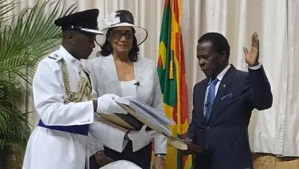 Rốt cuộc, người dân Grenada là người chiến thắng duy nhất sau cuộc chiến. Sau khi quân Mỹ rút đi, họ tổ chức một cuộc bầu cử tái lập nền dân chủ vào năm 1984, với kết quả là Herbert Blaize lên làm Thủ tướng.