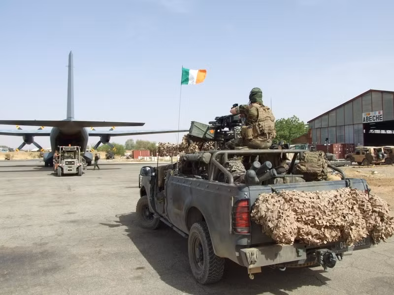 Không có ý nghĩa gì khi nói về triển vọng quân sự của Ireland. Trên thực tế, quốc gia này đã bị loại trừ khỏi sự phát triển quân sự bởi chính yếu tố địa lý và không có quốc gia nào lại có quân đội hòa bình như đất nước này. Nguồn ảnh: Flickr.