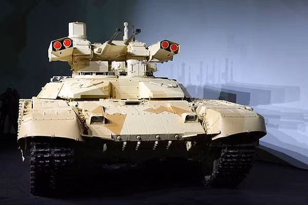 Terminator-2 là phiên bản cải tiến của Terminator, do công ty Uralvagonzavod thực hiện, trên cơ sở những kinh nghiệm thu được từ chiến trường Syria. Giống như mẫu xe trước, Terminator-2 vẫn sử dụng khung gầm xe tăng T-72; nhưng sự khác biệt là kíp xe Terminator-2 giảm xuống còn 3 người (kíp xe cũ là 5 người).