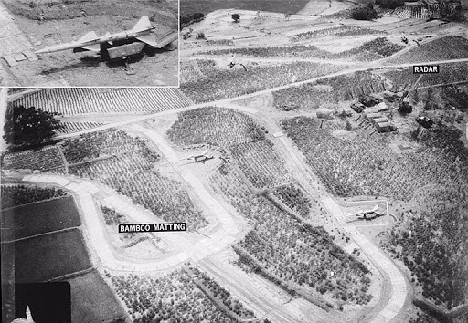 Vào tháng 7/1966, sau khi Israel đánh úp được hệ thống phòng không SAM-2 của Ai Cập; đây là loại phòng không tiên tiến khi đó, được Liên Xô viện trợ cho Việt Nam và bán cho Ai Cập; không chỉ đánh cắp "nguyên bộ", Israel còn lấy được cả các tài liệu hướng dẫn, và CIA nhanh chóng tiếp cận, thuyết phục Israel cho Mỹ "mượn", để "cùng nghiên cứu".