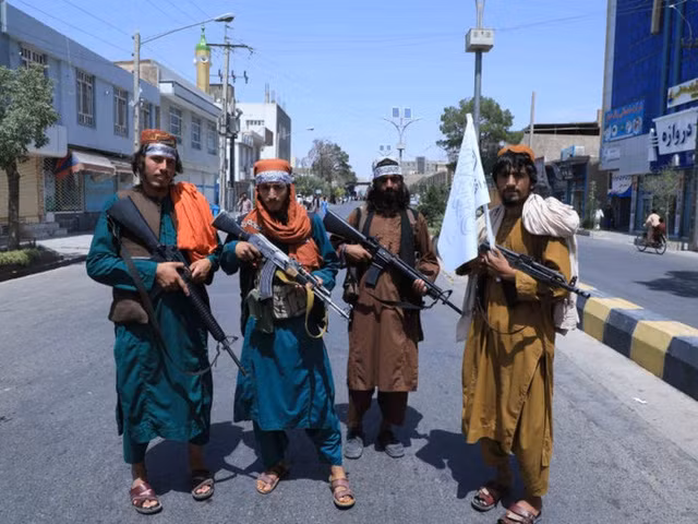 Sau khi chiếm quyền kiểm soát Kabul vào ngày 15/8, ngày được xem là đánh dấu sự kết thúc của cuộc chiến tranh kéo dài hai mươi năm ở Afghanistan, Taliban đã hứa trong một cuộc họp báo sớm rằng đất nước Afghanistan sẽ không còn là nơi cho các cuộc tấn công khủng bố.