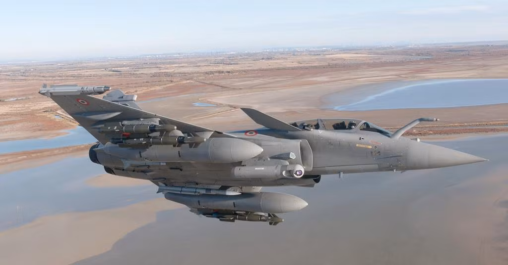 Nhưng liệu điều này có thay đổi, khi Ai Cập mua được các máy bay chiến đấu Rafale và Sukhoi tiên tiến, mang lại nhiều lợi thế cho Không quân Ai Cập? Mặc dù Ai Cập sẽ mất thời gian, để tạo đủ số lượng máy bay như vậy.