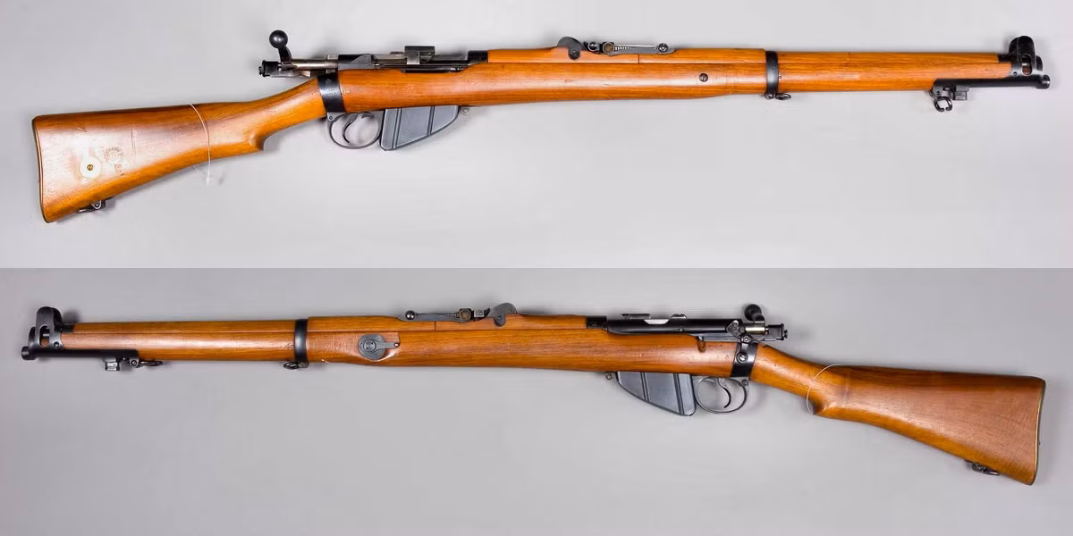 Súng trường Lee-Enfield của Anh, cỡ đạn .303 (7,7x56mm), chiều dài 1260mm, trọng lượng 3,96-4,19kg; hộp tiếp đạn 5 viên. Lee-Enfield là súng trường chính của quân đội Anh trong hai cuộc thế chiến. Quân đội Pháp ở Đông Dương trang bị nhiều Lee-Enfield do Anh cung cấp. QĐNDVN cũng sử dụng Lee-Enfield mua được từ Thái Lan, Malaysia, nhưng chủ yếu là tịch thu từ quân Anh-Pháp trong chiến đấu.