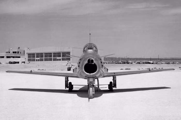 Dù mất 7 chiếc MiG-15, phía Liên Xô vẫn thu được chiếc tiêm kích F-86 của Mỹ nguyên vẹn, trước khi mang chúng về nước trên một đoàn xe tải. Đoàn xe phải di chuyển ban đêm bởi không quân Mỹ liên tục bám đuổi họ cho tới biên giới Trung Quốc. Tới ngày 24/10, Liên Xô lại thu được thêm một chiếc F-86.