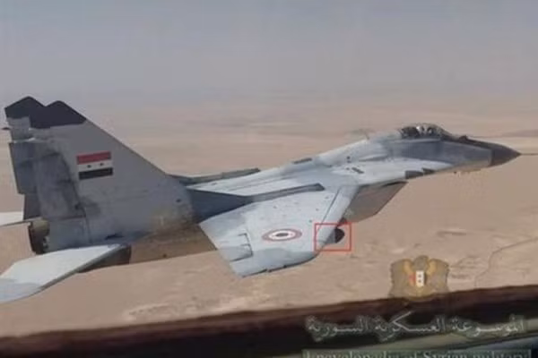 Việc mua MiG-31 có thể sẽ đi kèm với việc mua máy bay chiến đấu MiG-29M. Trong bối cảnh các phi đội chiến đấu của Mỹ, Israel và Thổ Nhĩ Kỳ được tăng cường đáng kể. Máy bay chiến đấu MiG-31 sẽ đại diện cho máy bay chiến đấu có khả năng nhất của Nga để đối chọi với các đối thủ của Syria trong khu vực.