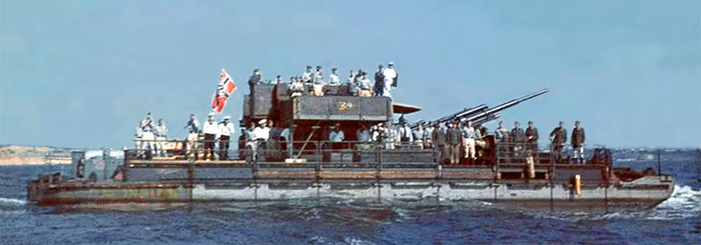 Phiên bản năm 1943 là lớn nhất trong gia đình phà Siebel. Chiều dài của chúng lên tới 32 mét. Lượng choán nước rỗng tăng lên 143 tấn. Khả năng chuyên chở lên đến 169 tấn. Đồng thời, mớn nước tối đa của tàu cũng tăng lên lên đến 1,75 mét.