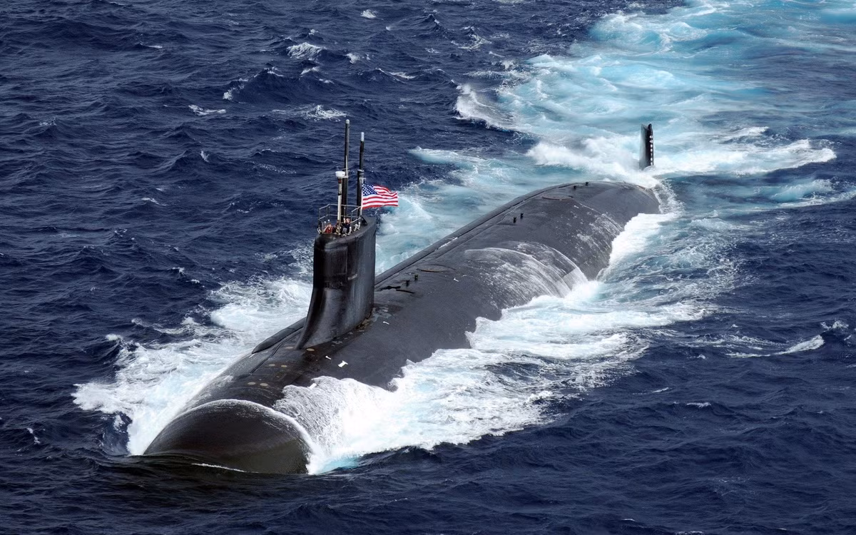 Lớp Seawolf được trang bị 50 ngư lôi và tên lửa, hỏa lực của nó đủ để đánh chìm tàu hộ tống hoặc nhóm tác chiến tàu sân bay của Hải quân Trung Quốc hiện nay. Seawolf cũng được coi là tàu ngầm hạt nhân chạy êm nhất trên thế giới. 
