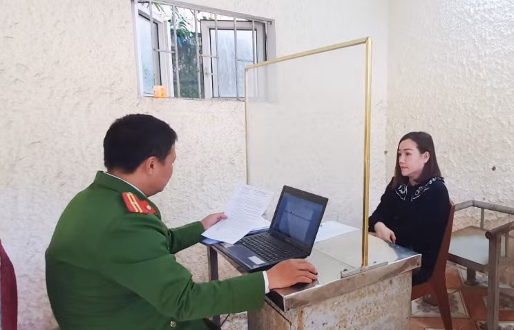 Ha Tinh: Bat giam nu quai lua dao chiem doat tren 7,4 ty