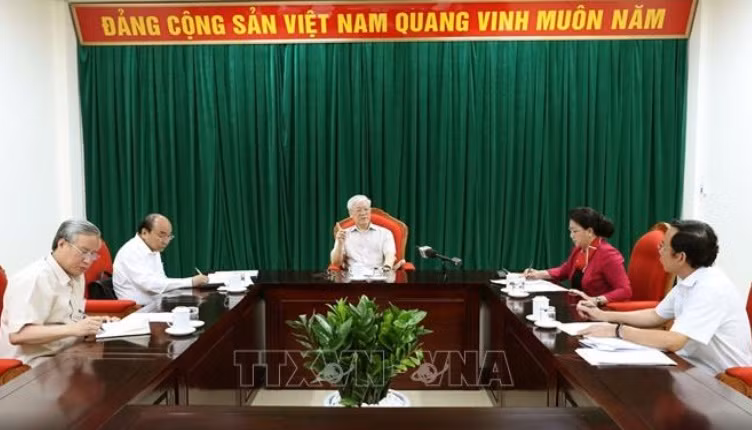 Tong Bi thu, Chu tich nuoc Nguyen Phu Trong chu tri hop lanh dao chu chot-Hinh-3