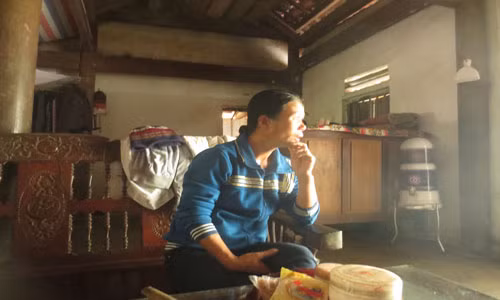 Hiep dam roi voi va mang nan nhan di... cap cuu