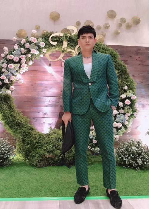 Quách Thành Danh đắt show ca hát. Ngoài ra, anh còn kinh doanh mát tay. Ảnh: FBNV.