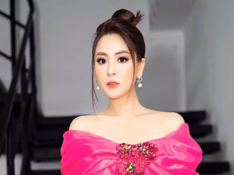 Anh Linh va dan con nuoi cua Hoai Linh gio ra sao?