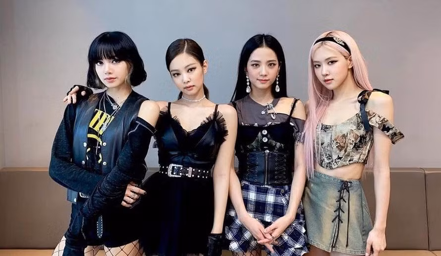 Vay tien de “om” ve BLACKPINK, nu sinh bo nha di giua dem-Hinh-2