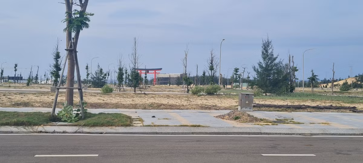 Binh Dinh: Loat du an BDS ven bien “sot ao” roi bo hoang-Hinh-3