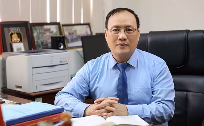GS.TSKH Nguyễn Đình Đức: Chuyện thú vị về nhà khoa học có thẻ nhà báo GS.TSKH Nguyen Dinh Duc: Chuyen thu vi ve nha khoa hoc co the nha bao