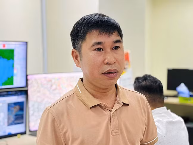 Hơn 10 ngàn cú sét đánh xuống Hà Nội có liên quan tâm linh? - Hình 4 Hon 10 ngan cu set danh xuong Ha Noi co lien quan tam linh?-Hinh-4