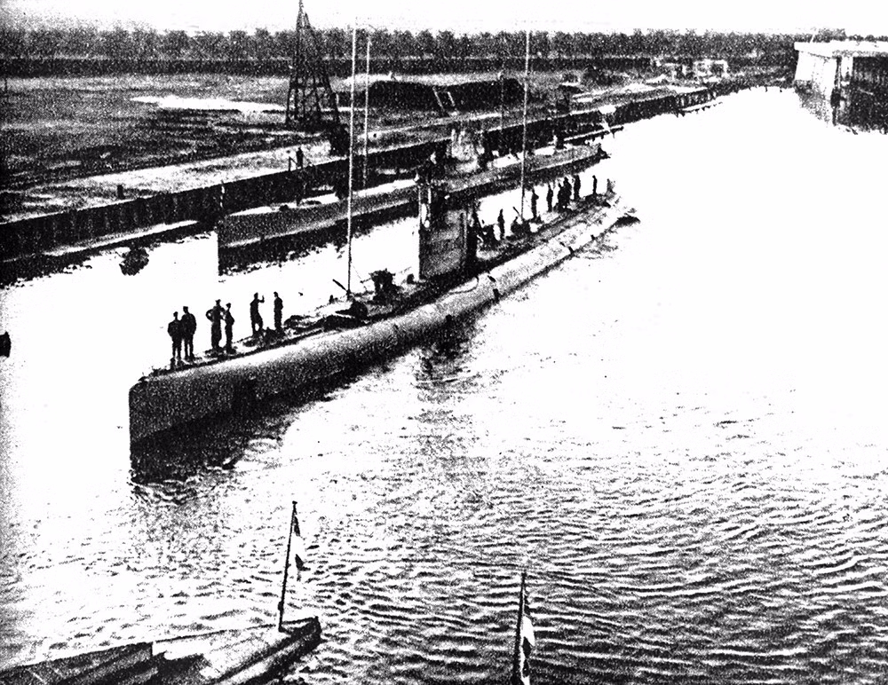 Đội tàu ngầm U-boat của Đức được đánh giá là hoạt động hiệu quả hơn các nước khác. Tính đến cuối Thế chiến 1, tàu ngầm của Đức đã phá hủy khoảng 1/2 đội tàu buôn của Anh.