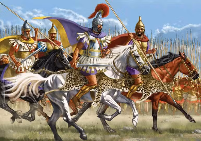 Sau khi gia nhập lực lượng Macedonia, những người lính này đều được huấn luyện lại theo tiêu chuẩn do Alexander đại đế đề ra. Mời độc giả xem video: Tái hiện trận chiến lịch sử của hoàng đế Napoleon (nguồn: VTC14)