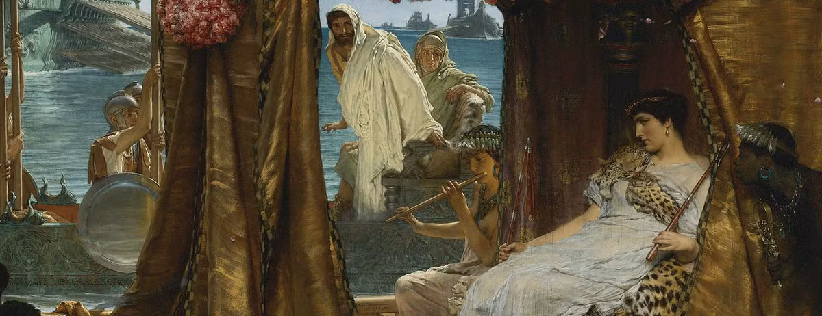 Nữ hoàng Ai Cập Cleopatra VII được nhiều tài liệu cổ ca ngợi là một trong những mỹ nhân cổ đại sở hữu nhan sắc "chim sa cá lặn". Bà là pharaoh cuối cùng của vương triều Ptolemaic.