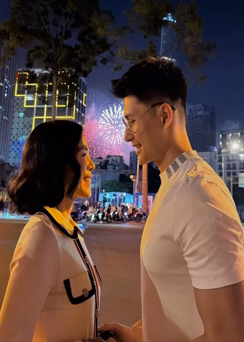 Dịp Tết Nguyên đán 2025, Lâm Bảo Châu và Lệ Quyên bên nhau không rời. Ảnh: FB Lâm Bảo Châu.