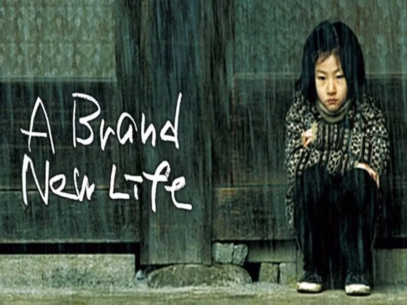 Năm 2009, khi 9 tuổi, Kim Sae Ron đóng phim A brand new life. Với vai diễn đầu tay, cô trở thành nữ diễn viên trẻ nhất Hàn Quốc từng được mời tới tham dự Liên hoan phim Cannes. Ảnh: Đẹp.