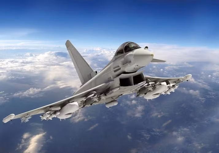 Praetorian có thể phát hiện và cảnh báo các mối đe dọa từ tên lửa không đối không và đất đối không, cung cấp đánh giá toàn diện và đáp ứng đồng thời nhiều mối đe dọa.