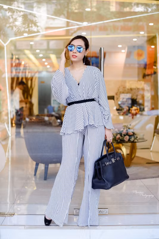 A hau Ngo Thuy Linh: Toi suy nghi 5 nam moi dam phau thuat mui!-Hinh-12